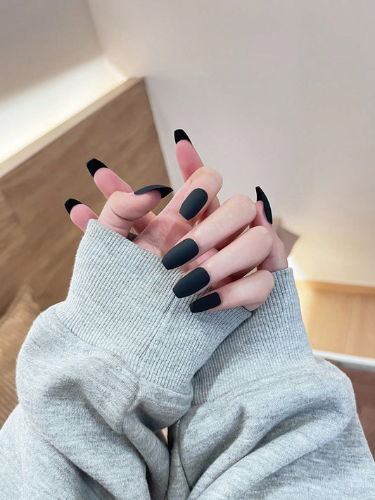 24 Pcs Of Black Fake Nails, Frosted,Daily,Chic,Trendy,Short Ballet, Long-Lasting Matte Effect, Not Easy To Peel Off, Simple And Elegant,Light Weight Fit Perfectly, For Women And Girls,Supremely Fit Natural Reusable