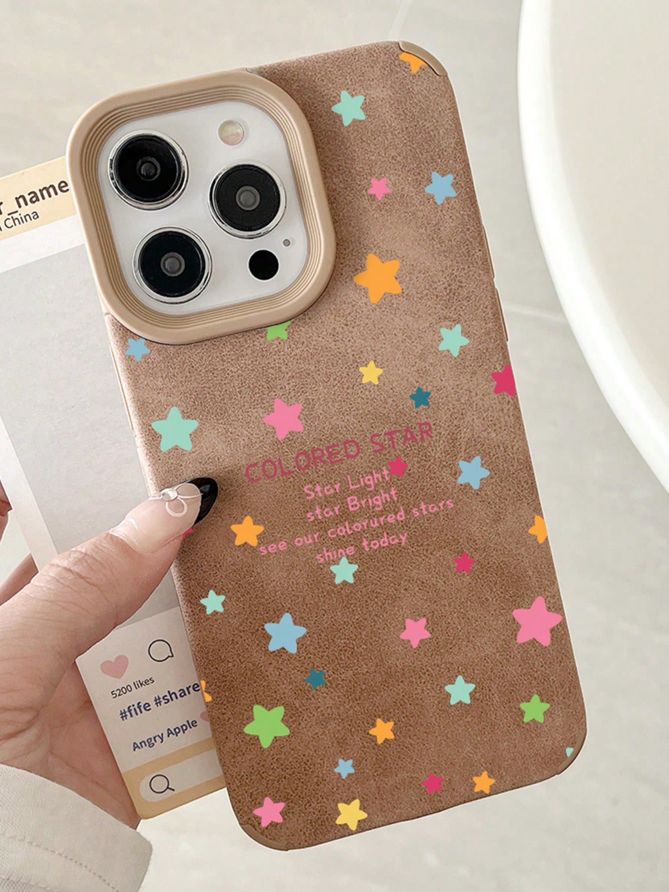 1pc Brown Perforated Star Pattern Phone Case Compatible